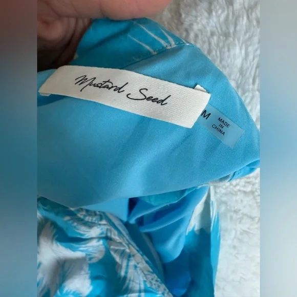 Fabrik blue floral romper size M NWT - Picture 4 of 4